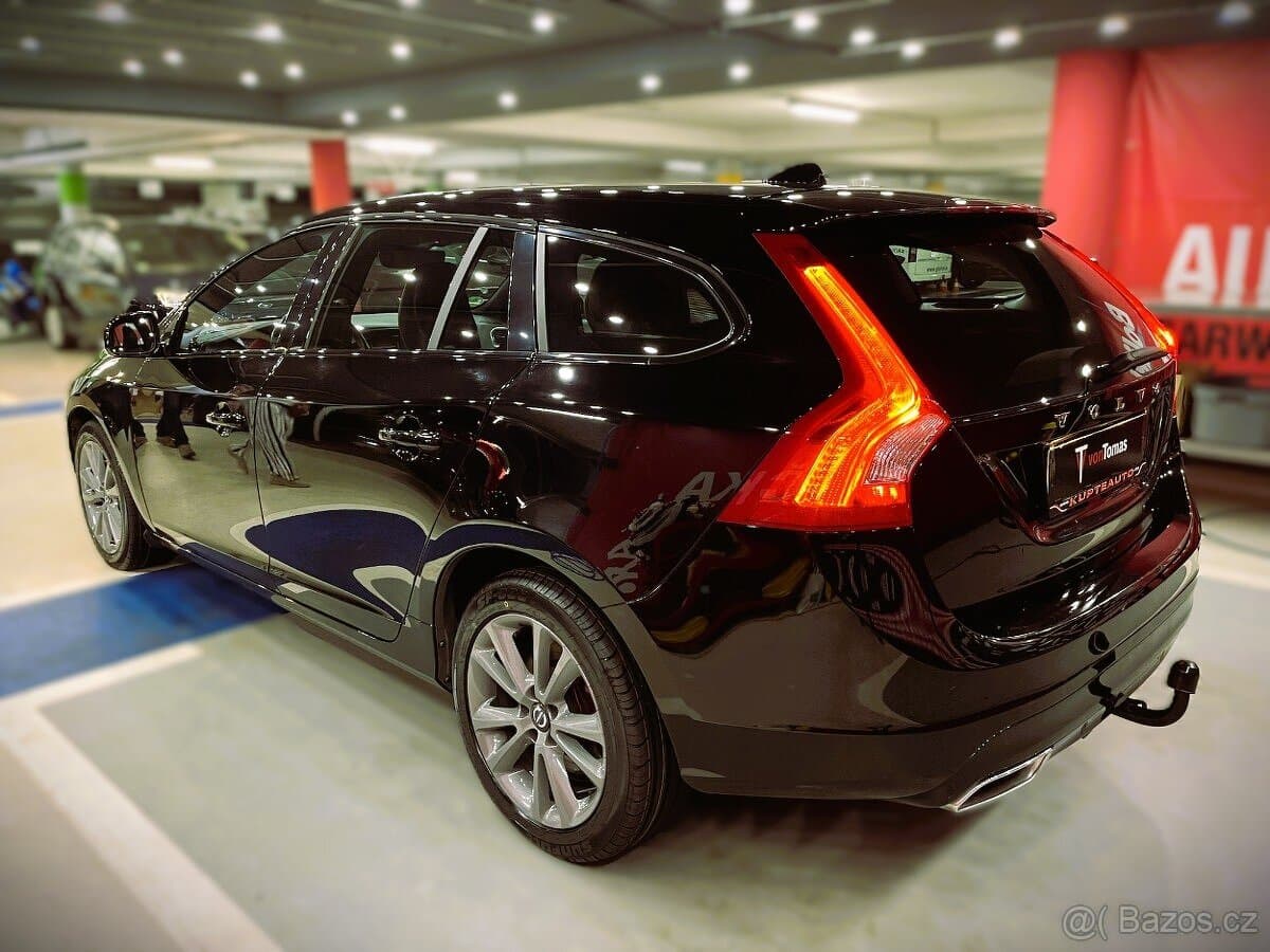 2018 Volvo V60 - 7