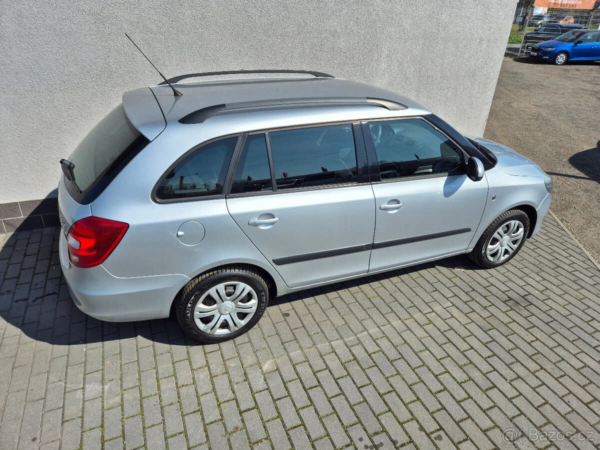 2010 Škoda FABIA - 7