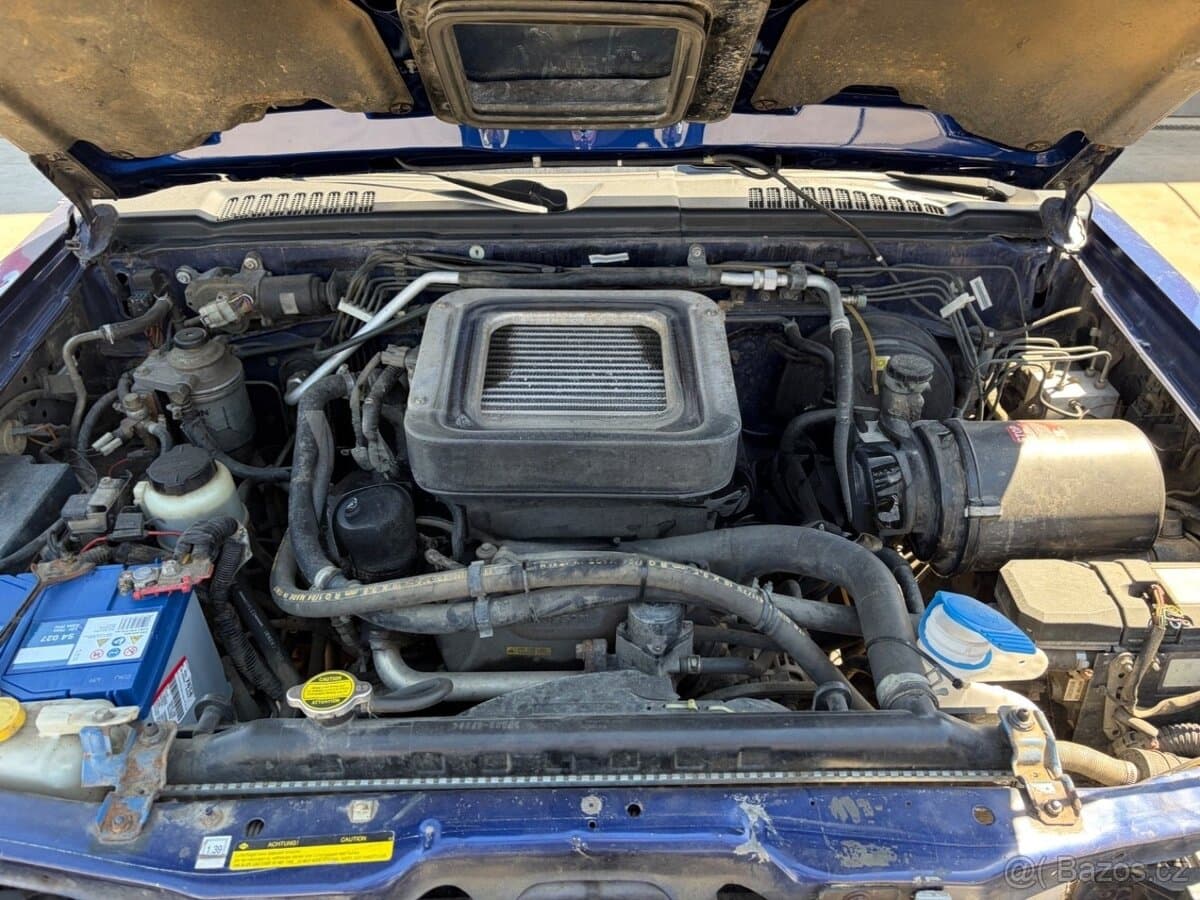 2003 Nissan NAVARA - 7
