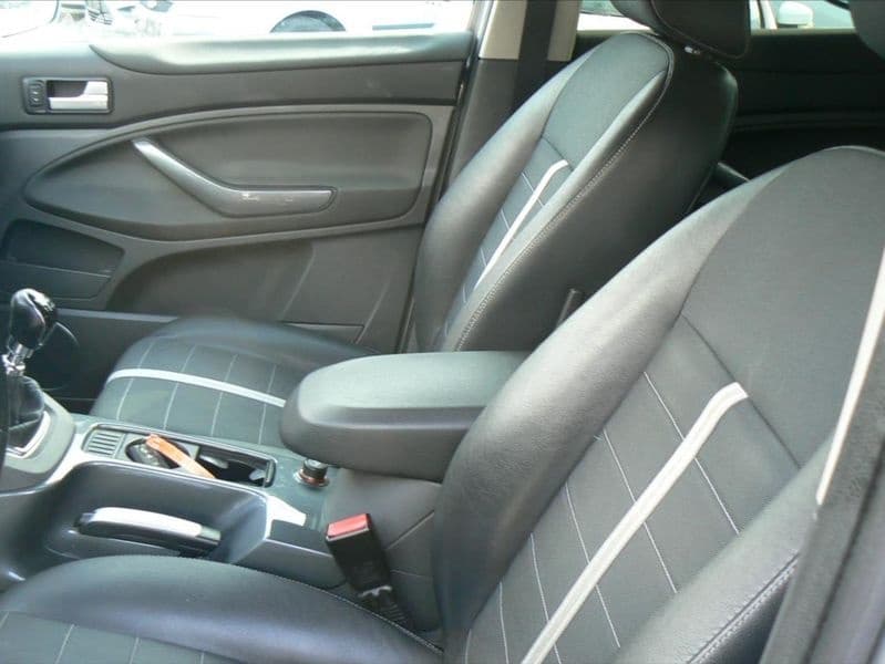 2009 Ford KUGA - 7
