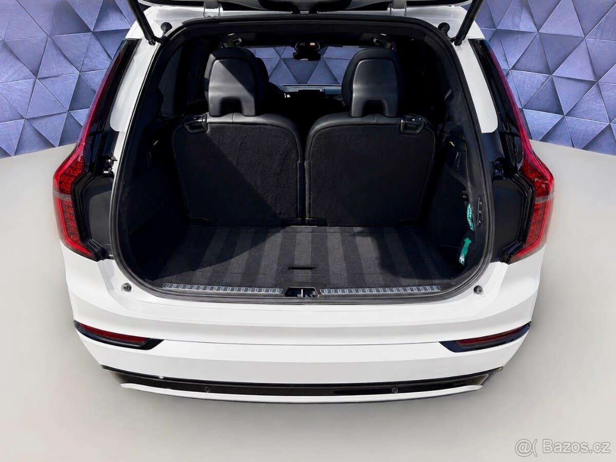 2026 Volvo XC90 - 7