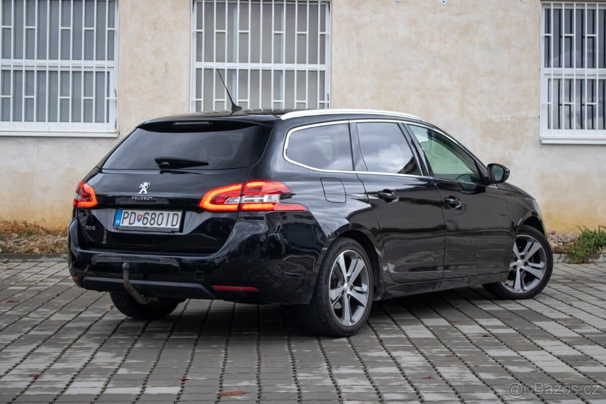 2018 Peugeot 308 - 7
