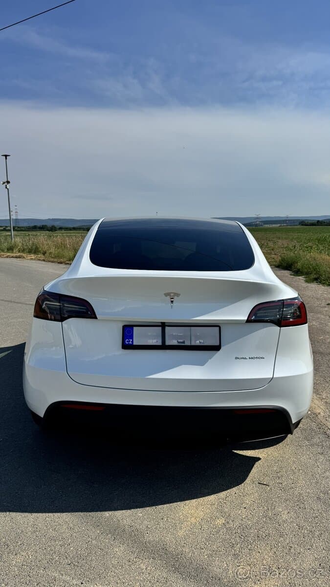 2023 Tesla MODEL Y - 7