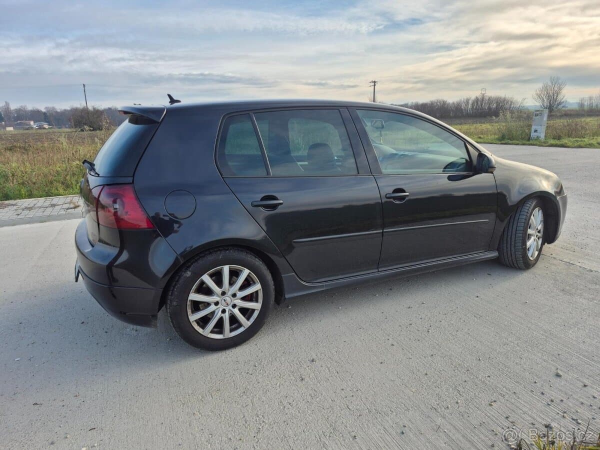 2005 Volkswagen GOLF - 7