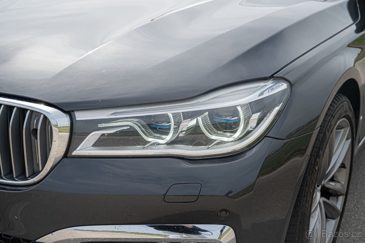 2015 BMW 7-SERIES - 7