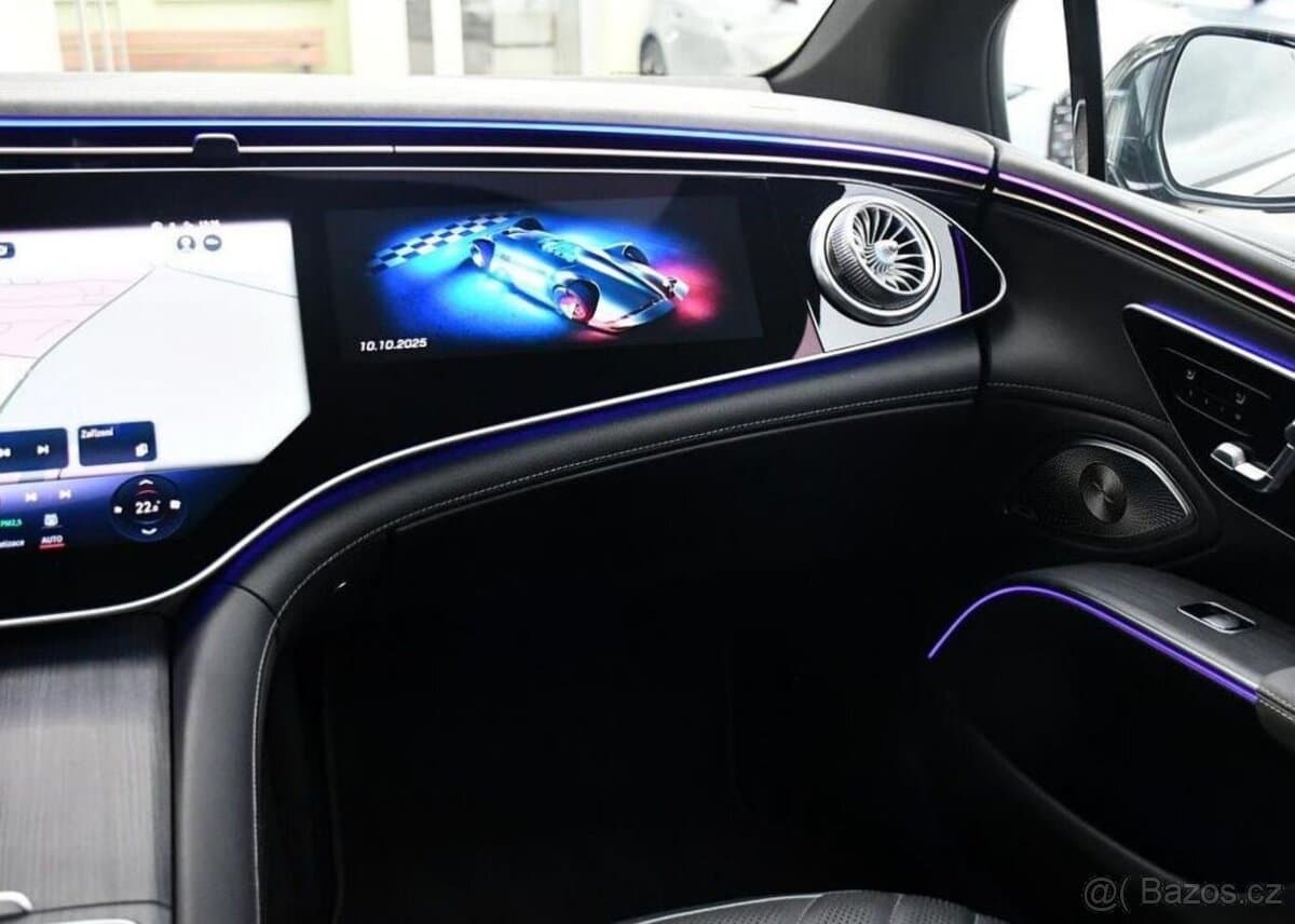 2022 Mercedes-Benz EQS - 7