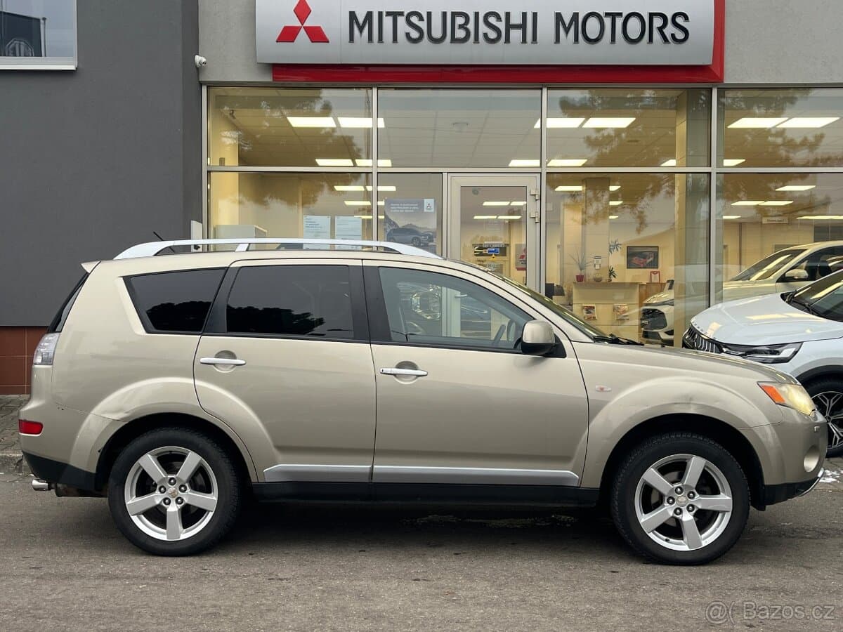 2008 Mitsubishi OUTLANDER - 7