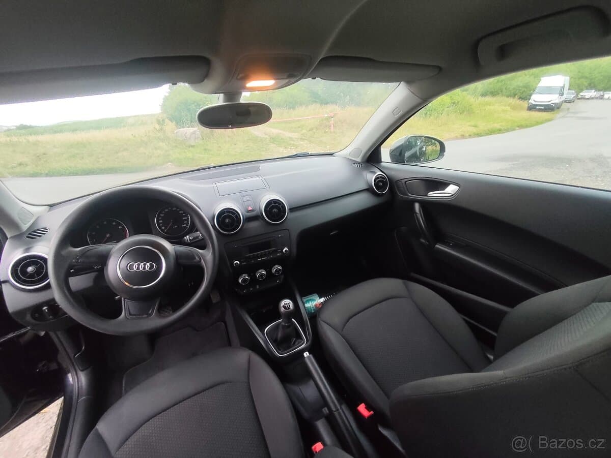 2012 Audi A1 - 7