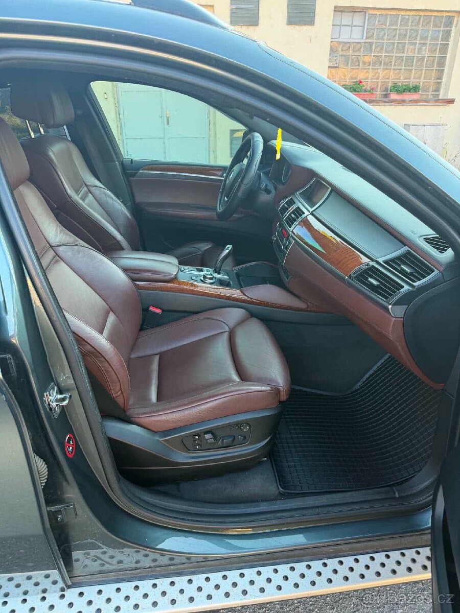2010 BMW X6 - 7