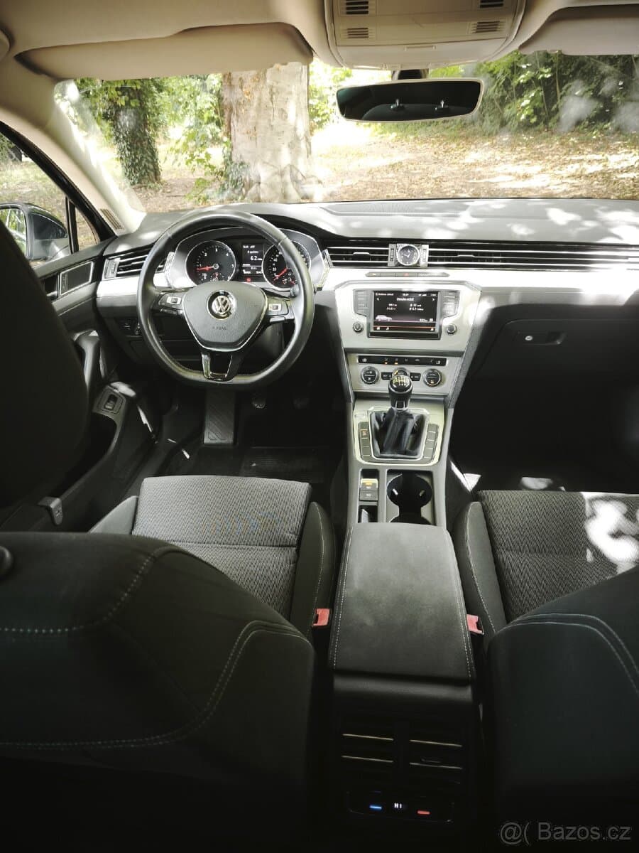 Volkswagen PASSAT - 7