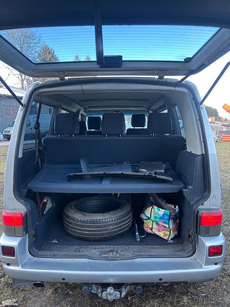 2002 Volkswagen CARAVELLE - 7