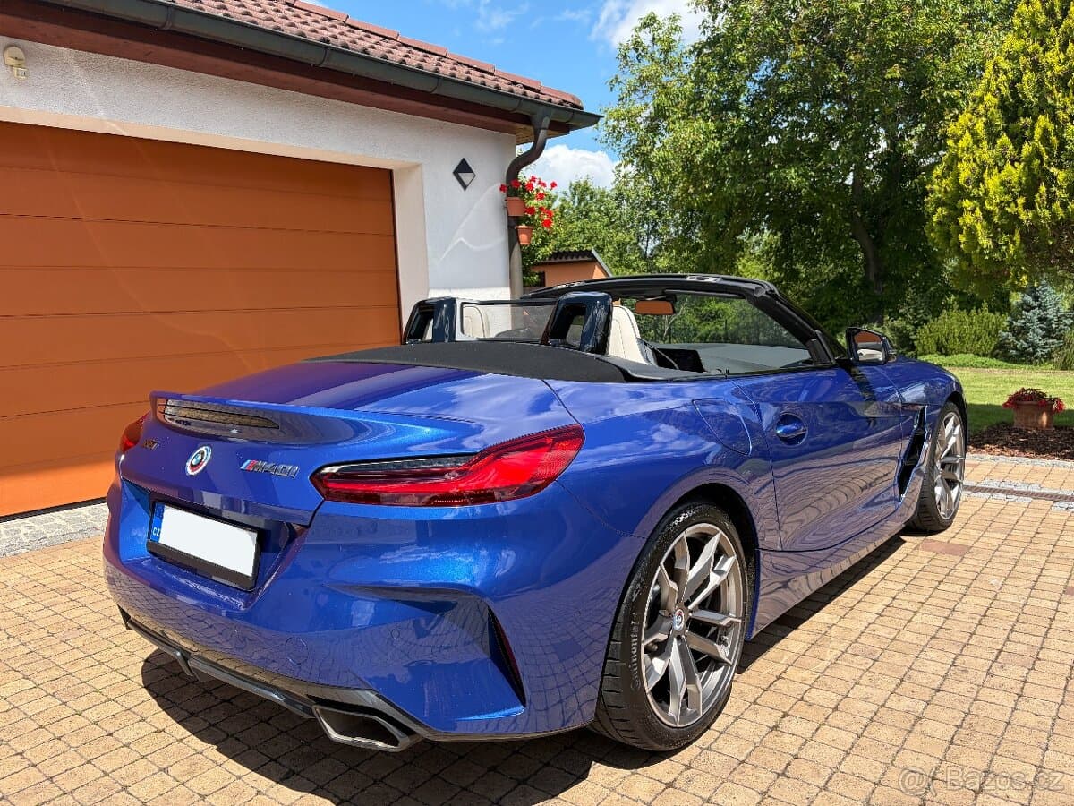 2023 BMW M4 - 7