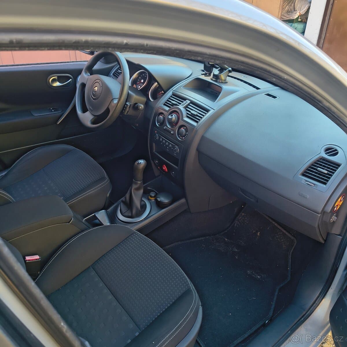 2005 Renault MEGANE - 7