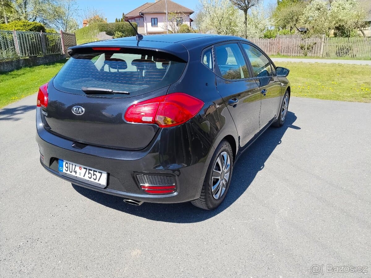 Kia PROCEED - 7