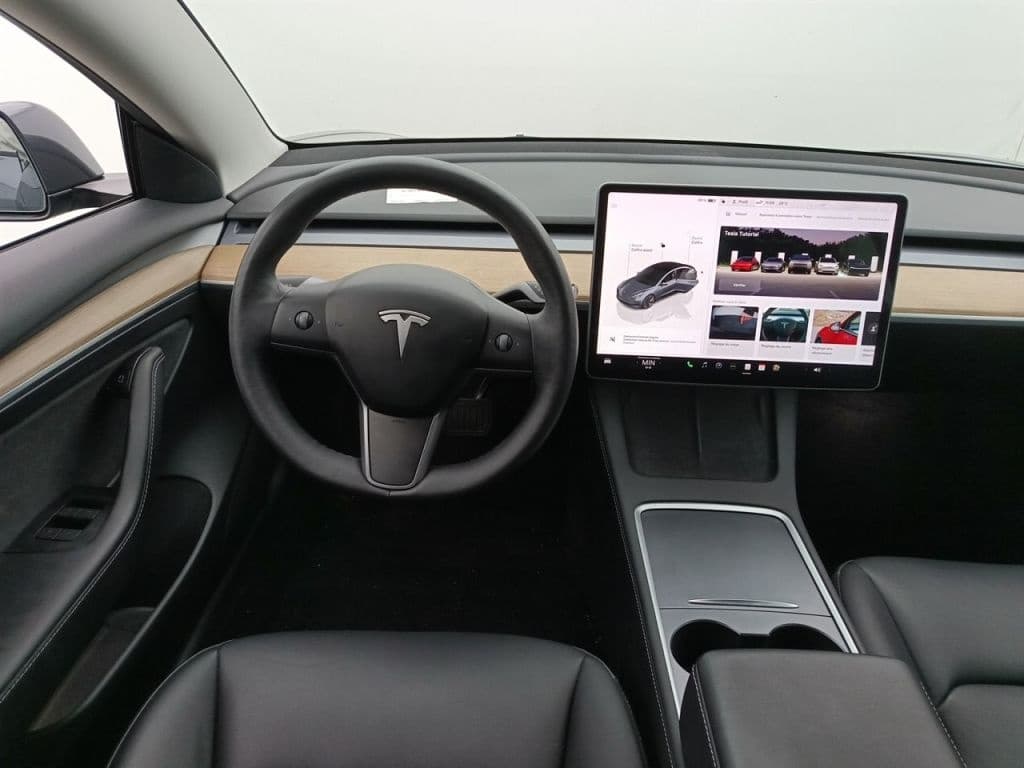 2023 Tesla MODEL 3 - 7