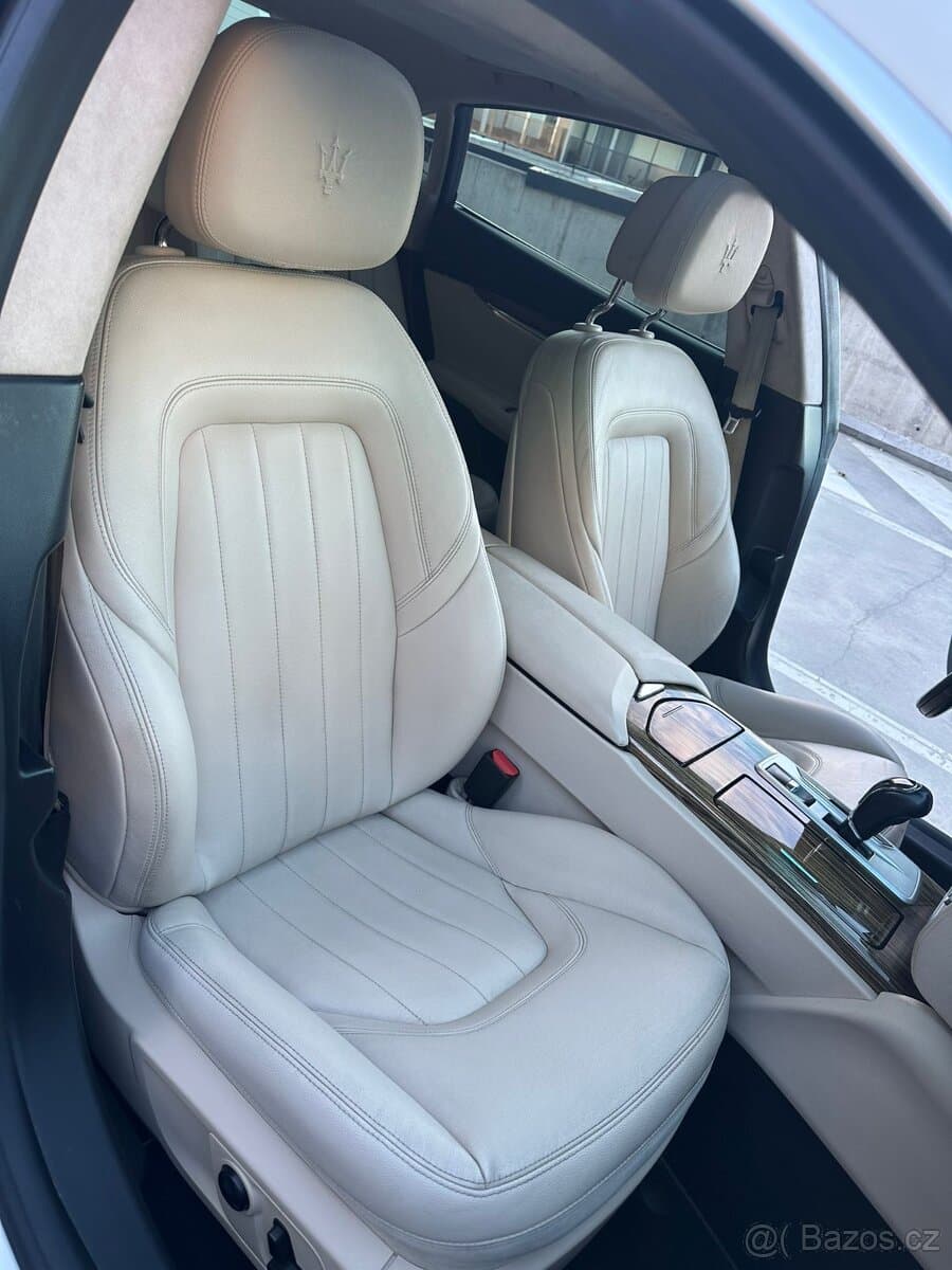 Maserati QUATTROPORTE - 7