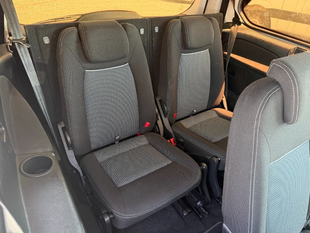 2011 Ford GALAXY - 7