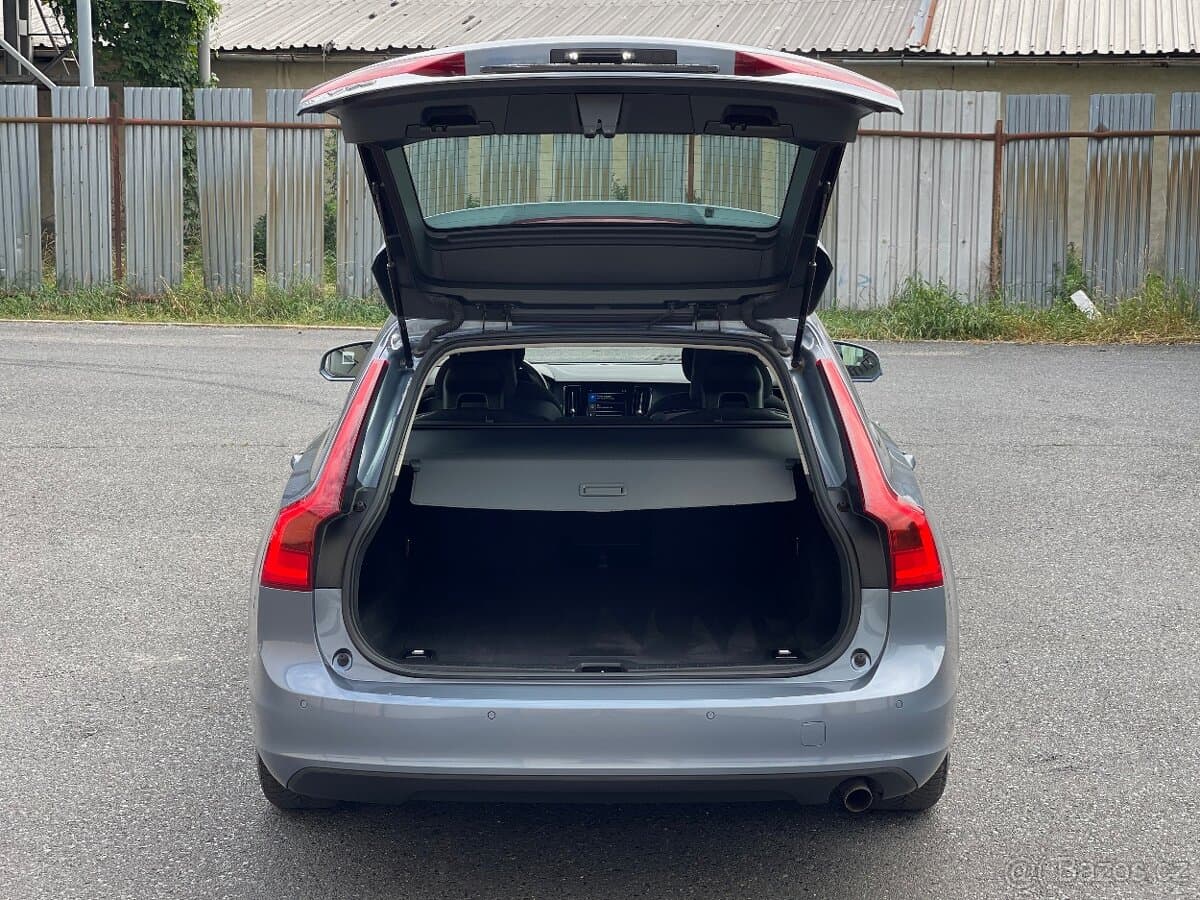 2017 Volvo V90 - 7