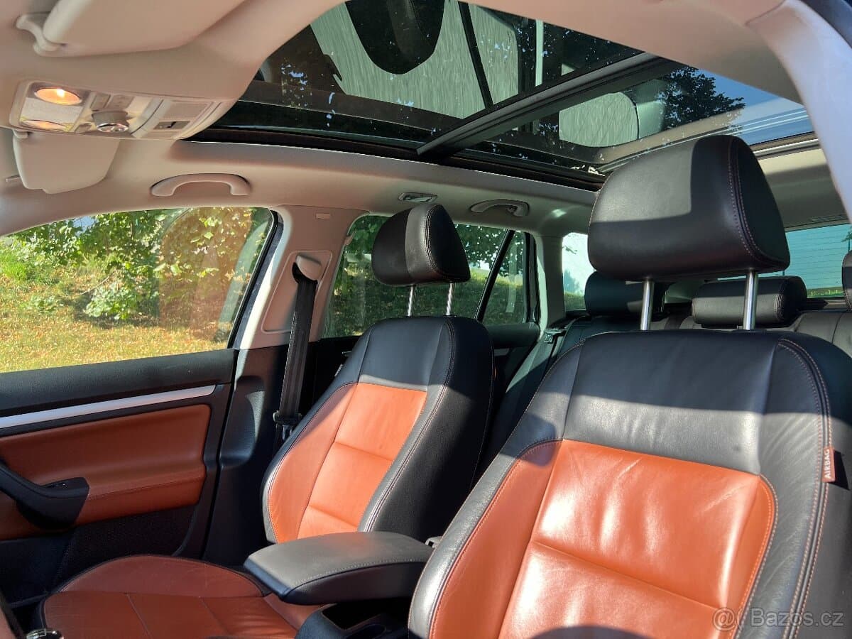 2010 Volkswagen GOLF - 7