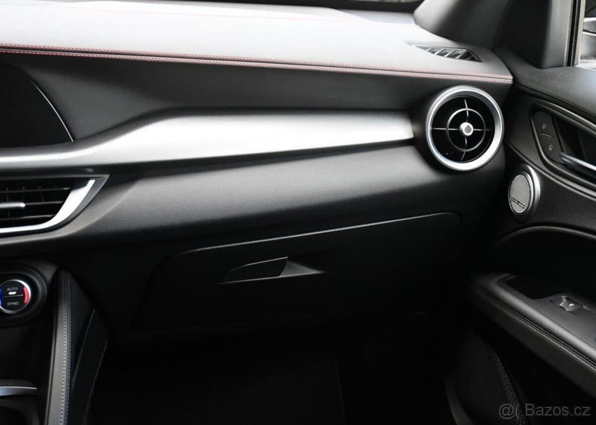 2023 Alfa Romeo STELVIO - 7