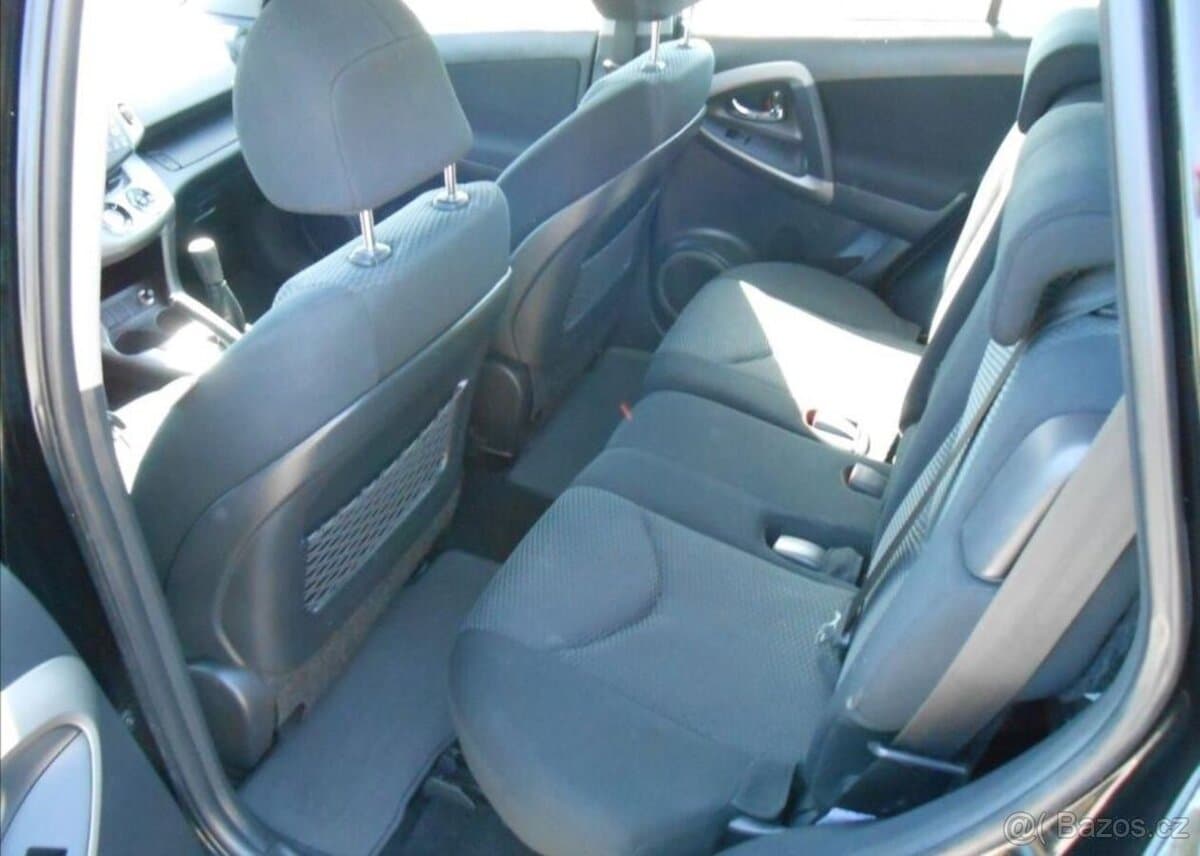 2007 Toyota RAV4 - 7
