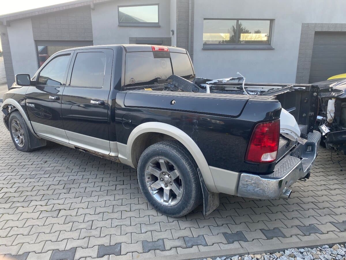 Dodge RAM - 7