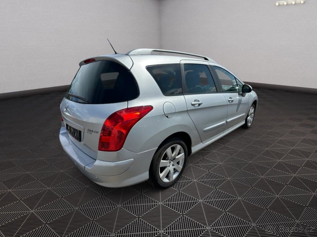 2013 Peugeot 308 - 7