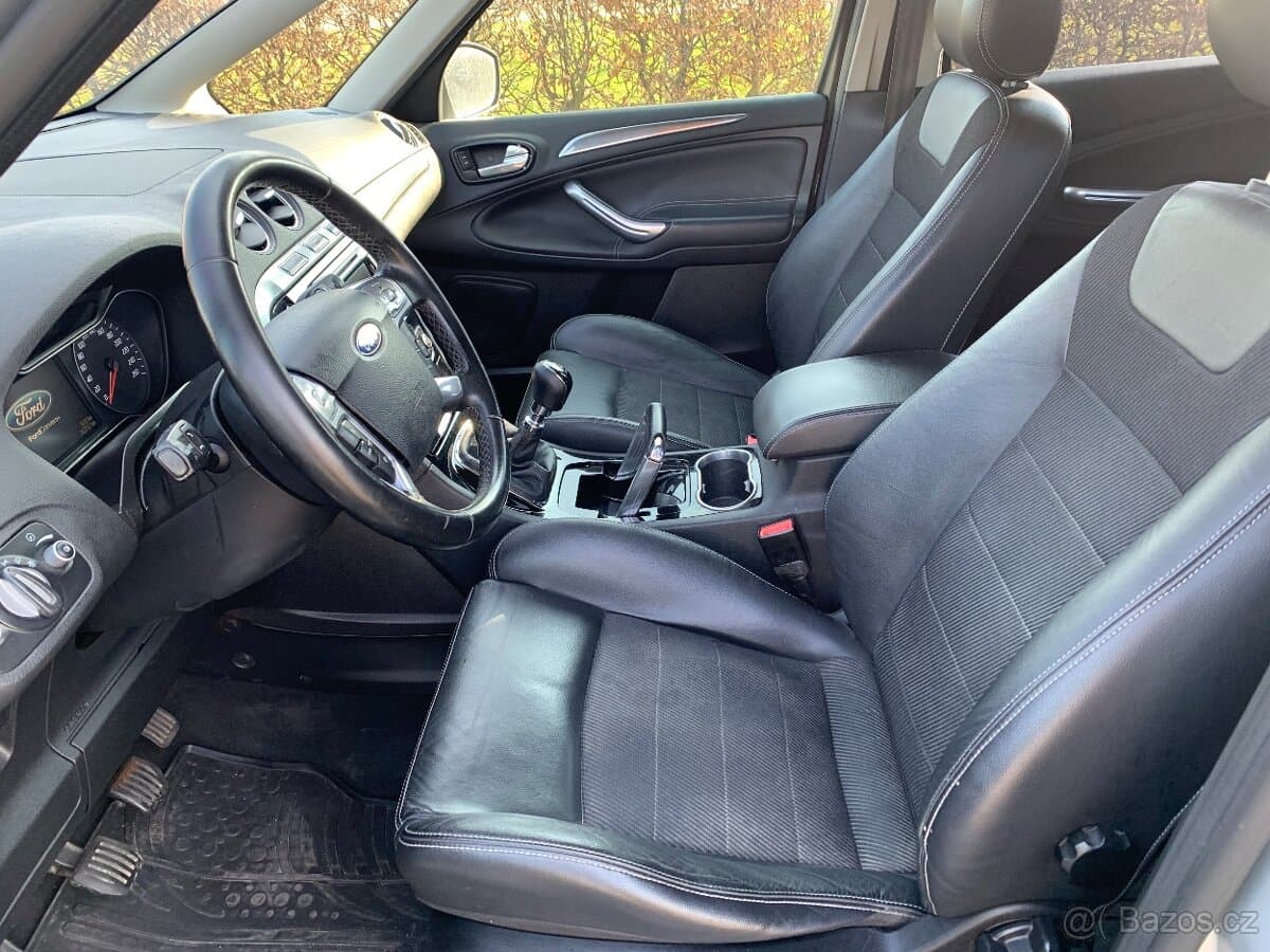 2010 Ford S-MAX - 7