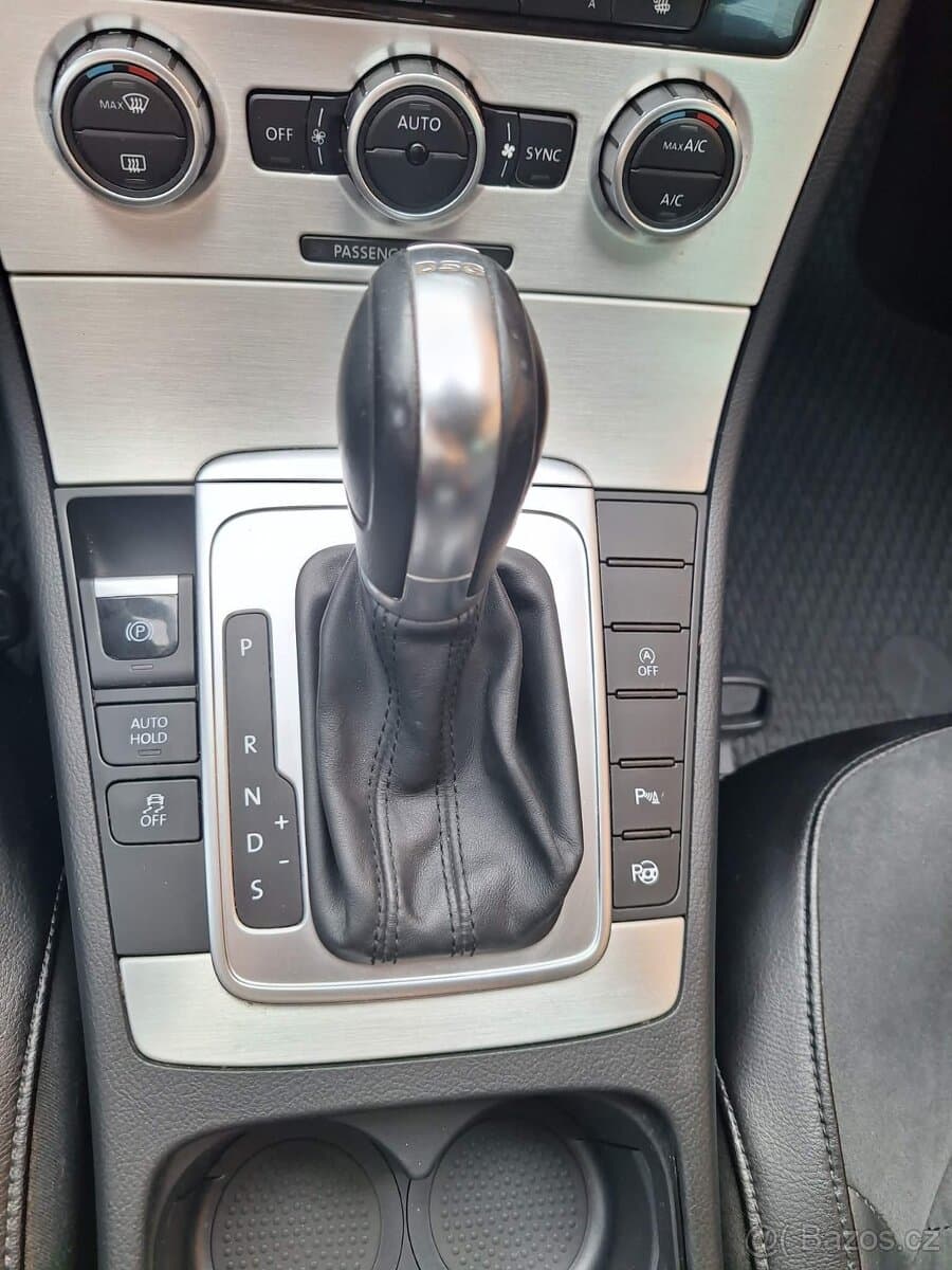 2014 Volkswagen PASSAT - 7