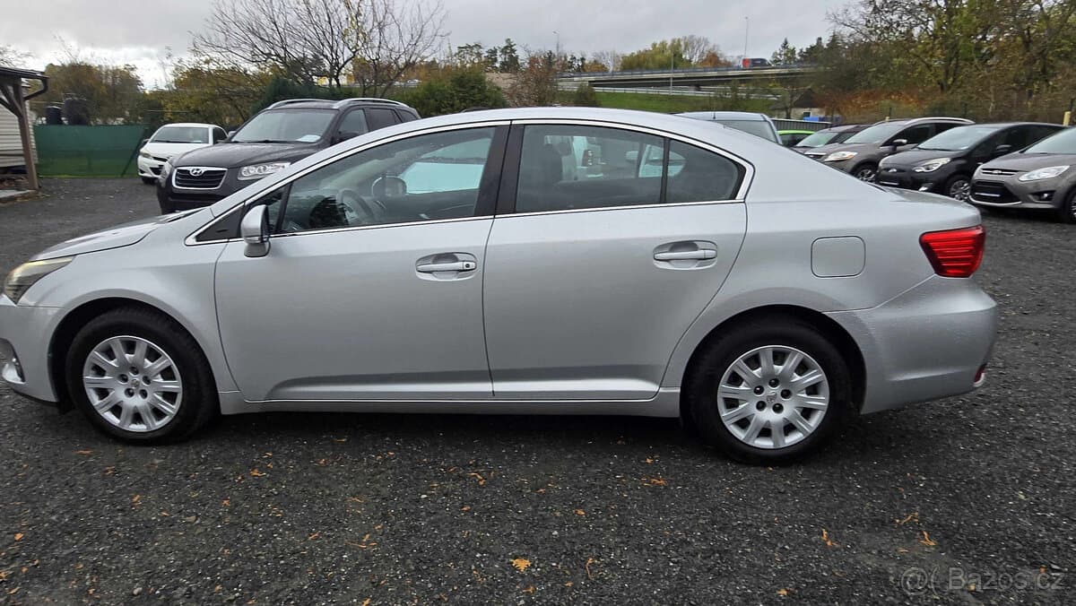 2013 Toyota AVENSIS - 7