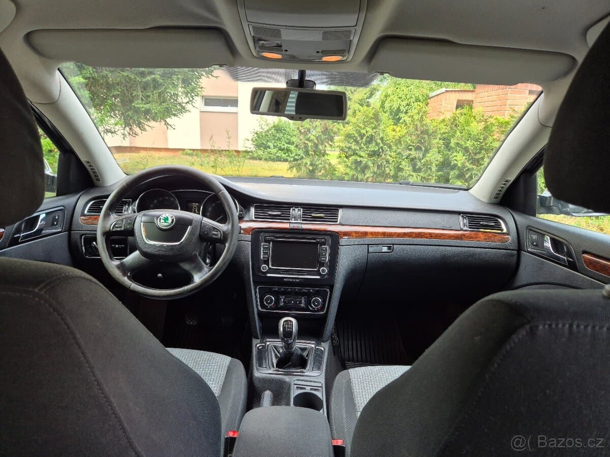 2009 Škoda SUPERB - 7