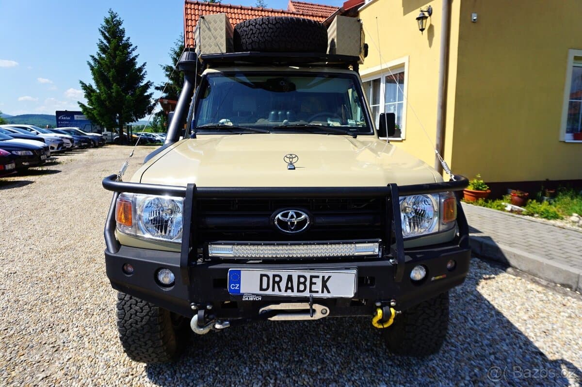 2020 Toyota LAND CRUISER - 7