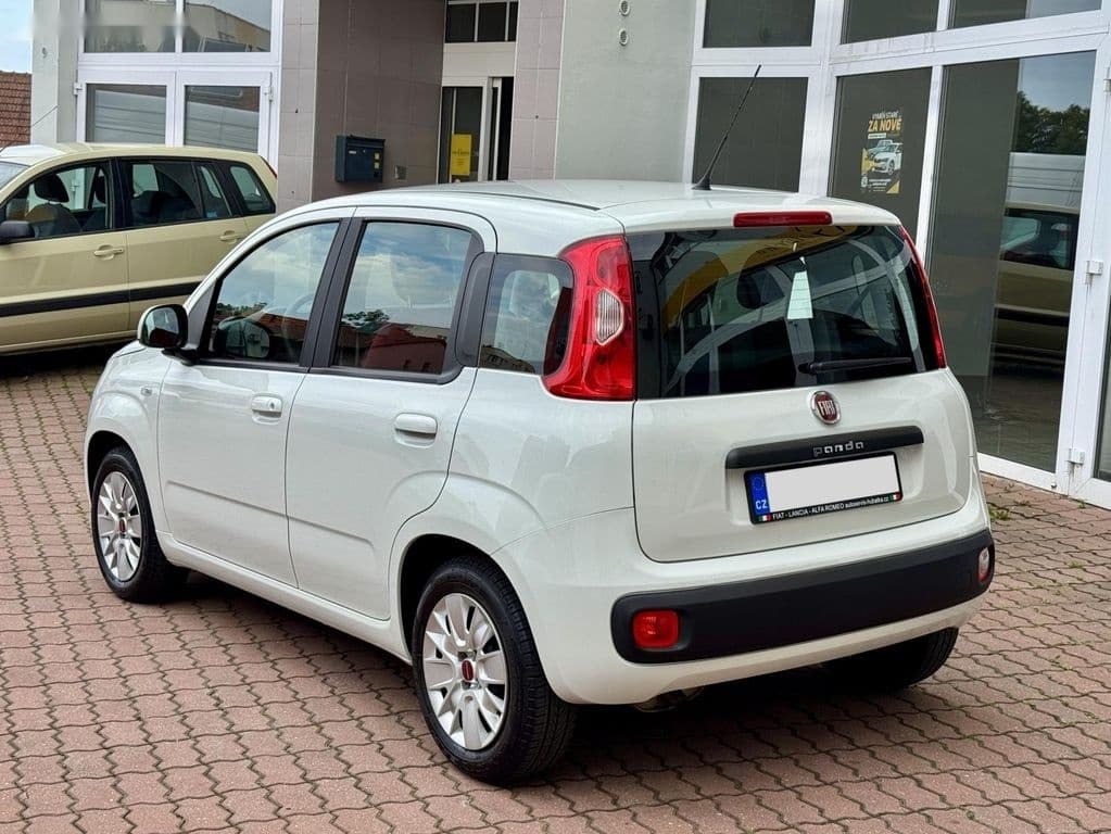 2017 Fiat PANDA - 7