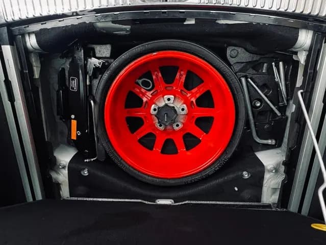2013 Porsche CAYENNE - 7