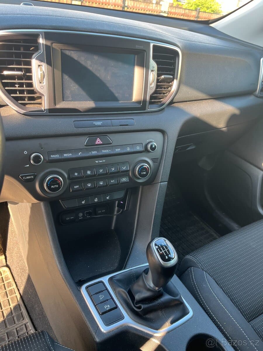 2017 Kia SPORTAGE - 7