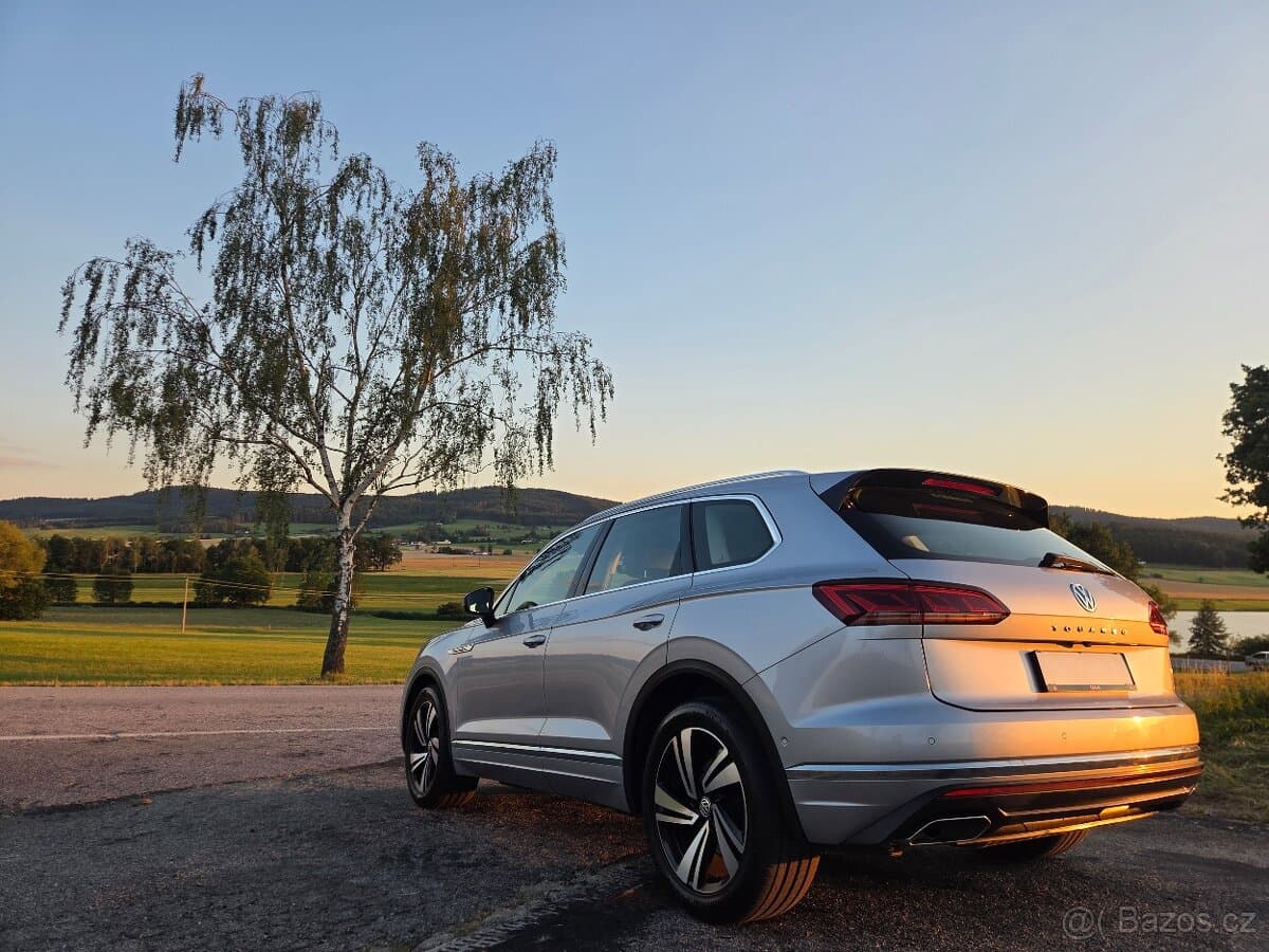 2018 Volkswagen TOUAREG - 7