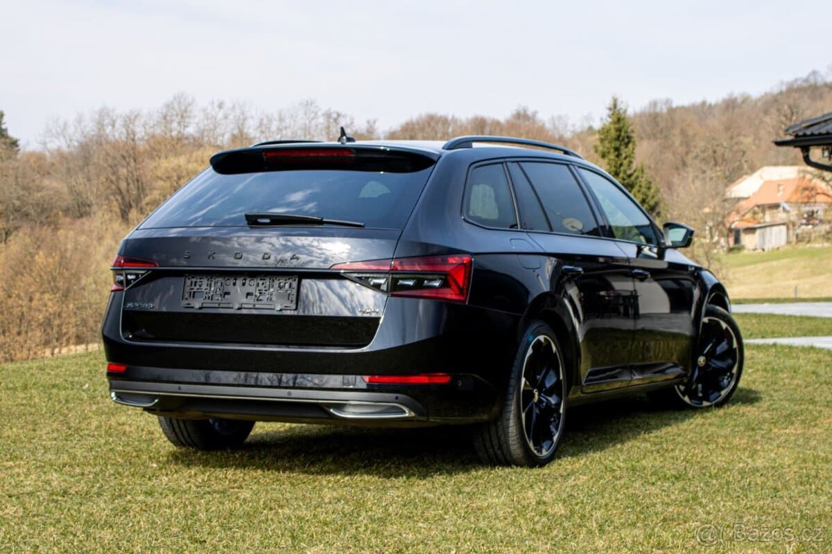 2022 Škoda SUPERB - 7
