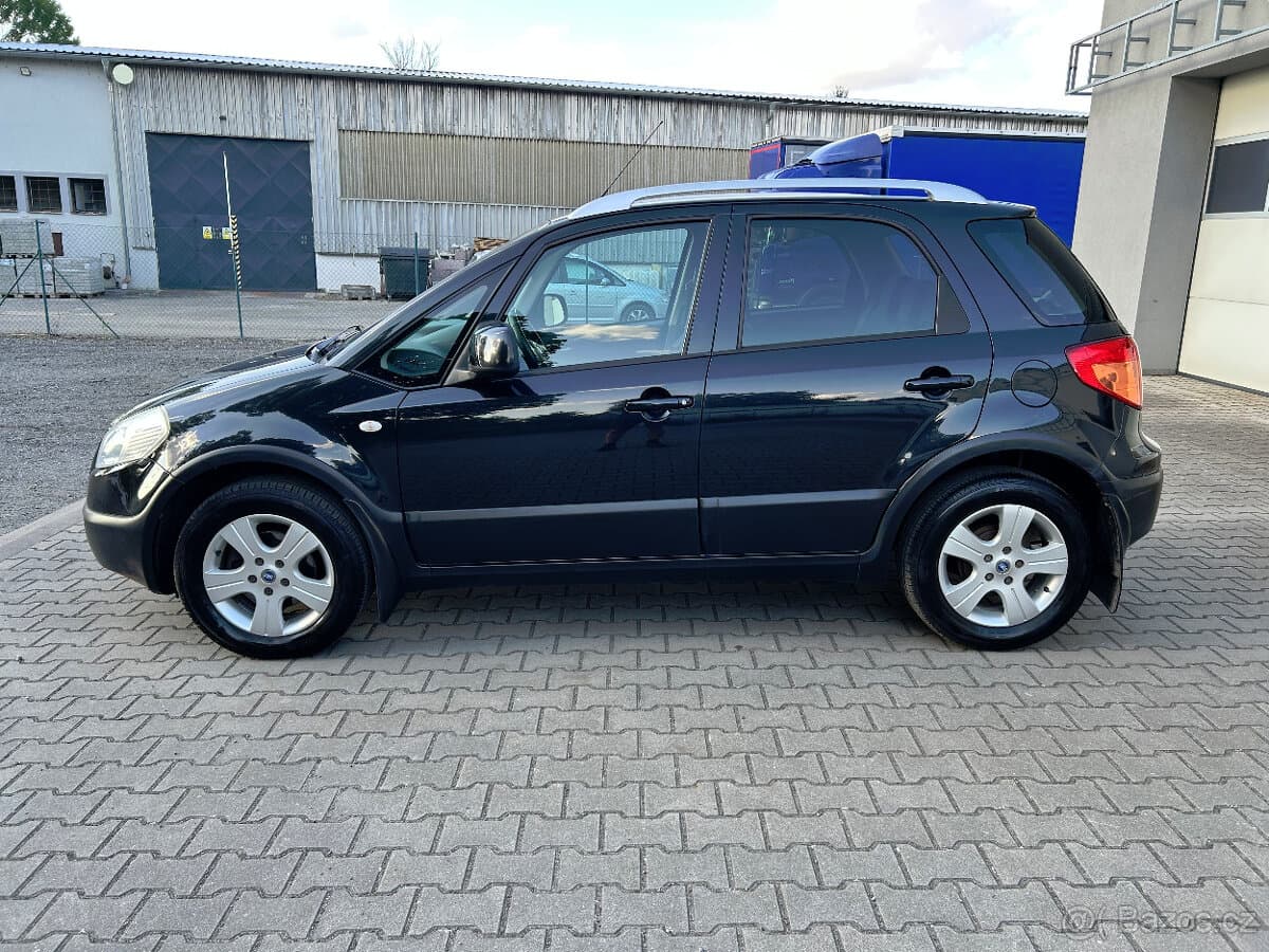 Fiat SEDICI - 7