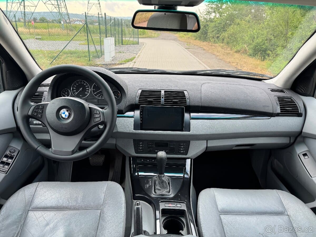 2004 BMW X5 - 7