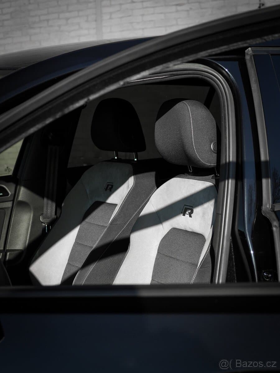 Volkswagen GOLF - 7