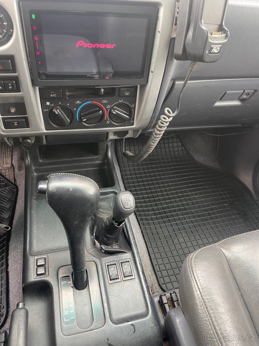 2001 Toyota LAND CRUISER - 7
