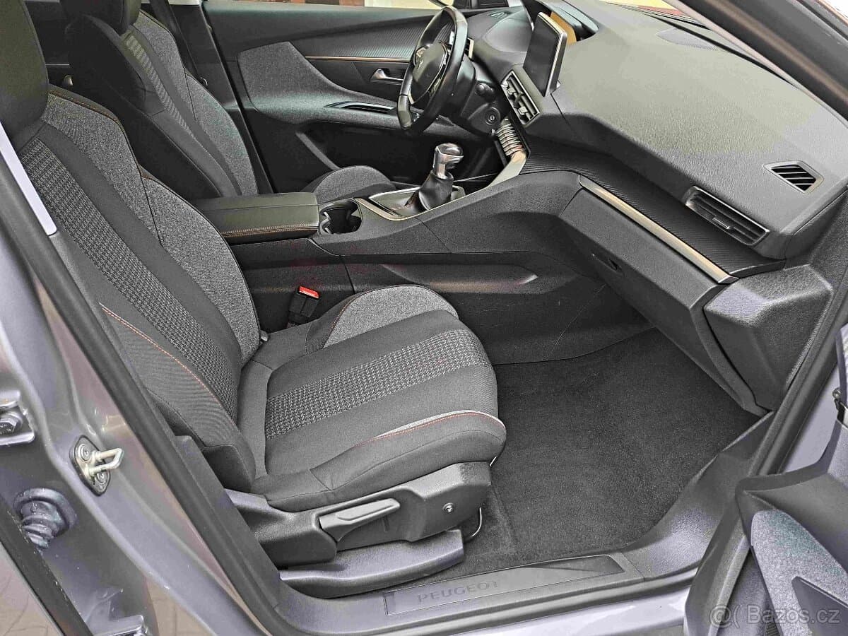 2019 Peugeot 5008 - 7