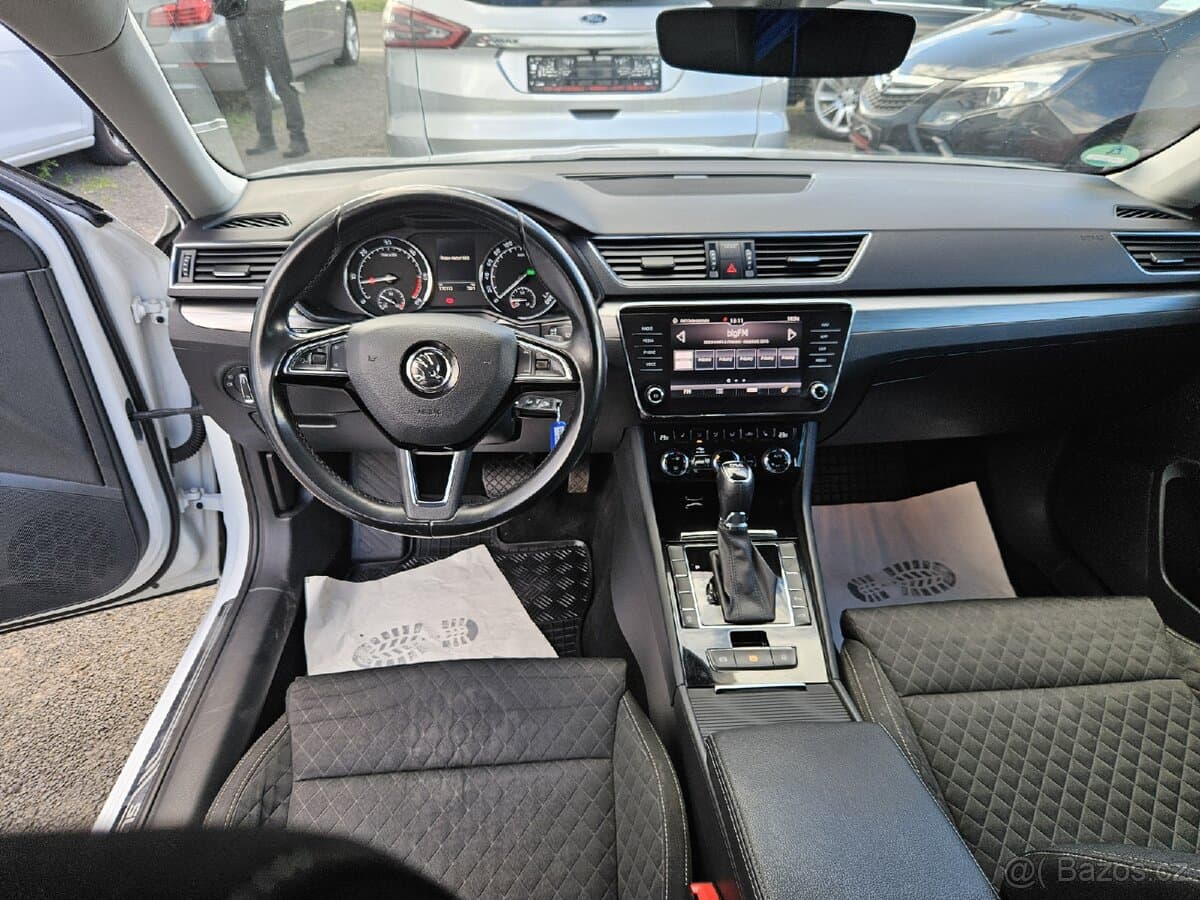 2018 Škoda SUPERB - 7
