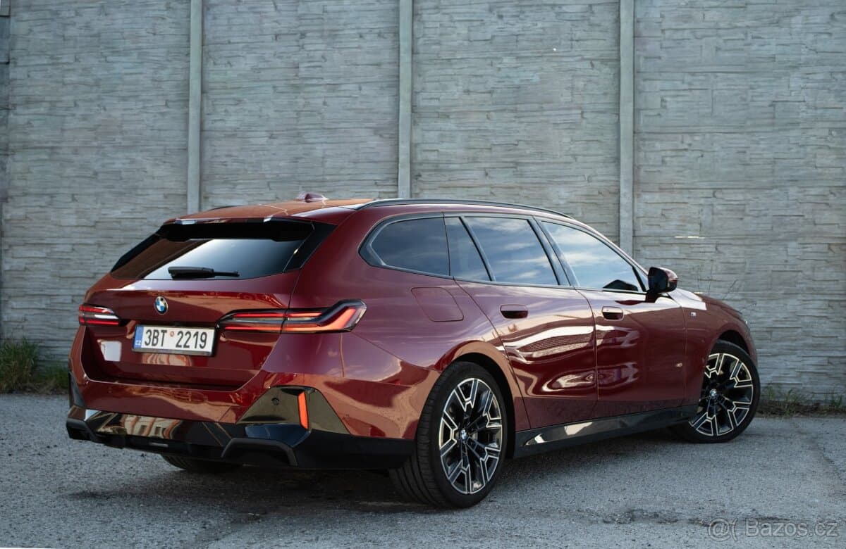 2024 BMW 5-SERIES - 7