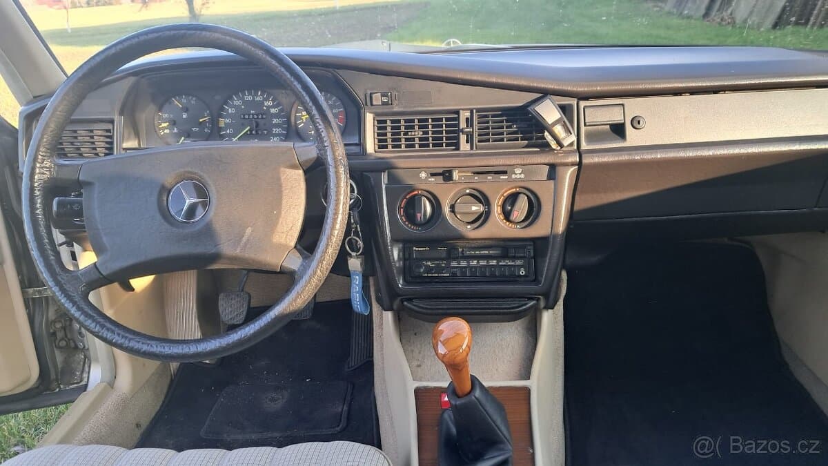 1987 Mercedes-Benz 190 - 7
