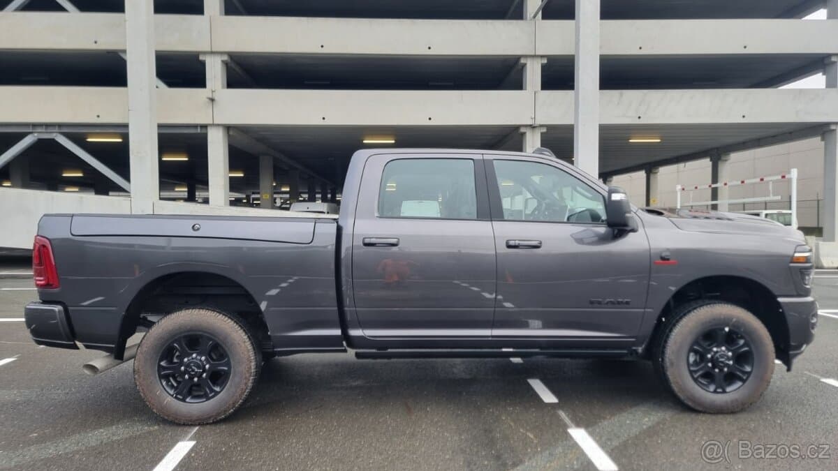 2025 RAM 2500/3500 - 7