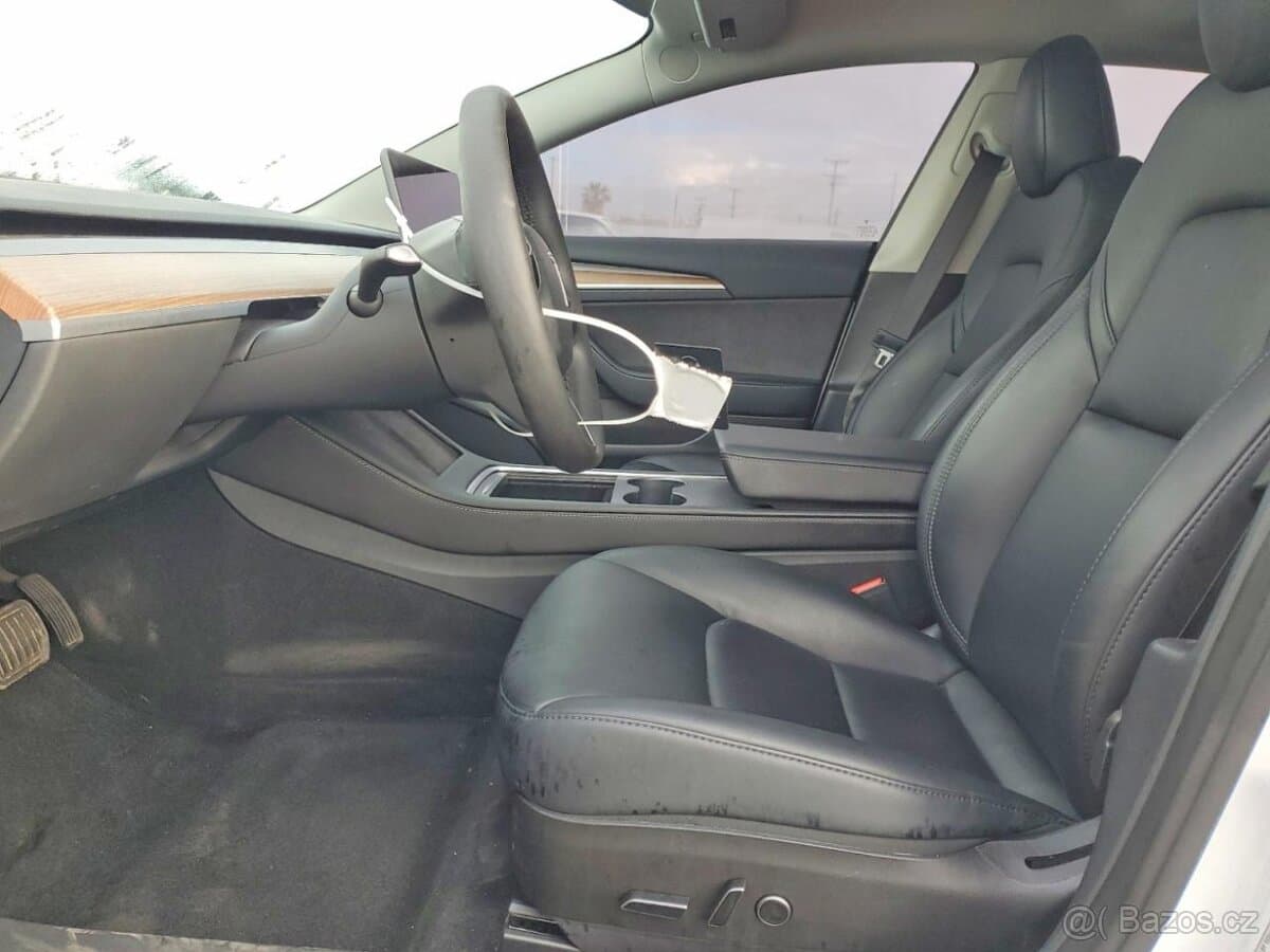 2023 Tesla MODEL 3 - 7