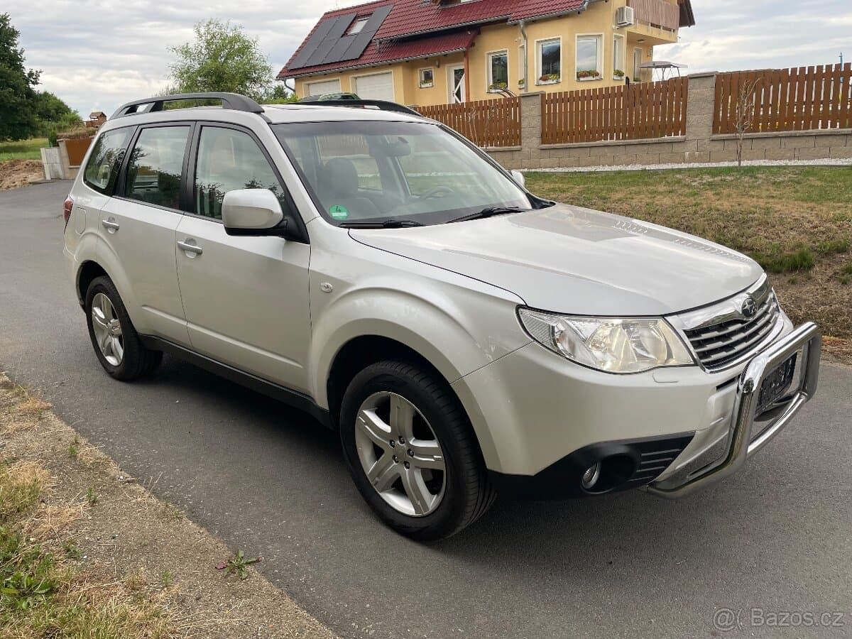 2011 Subaru FORESTER - 7