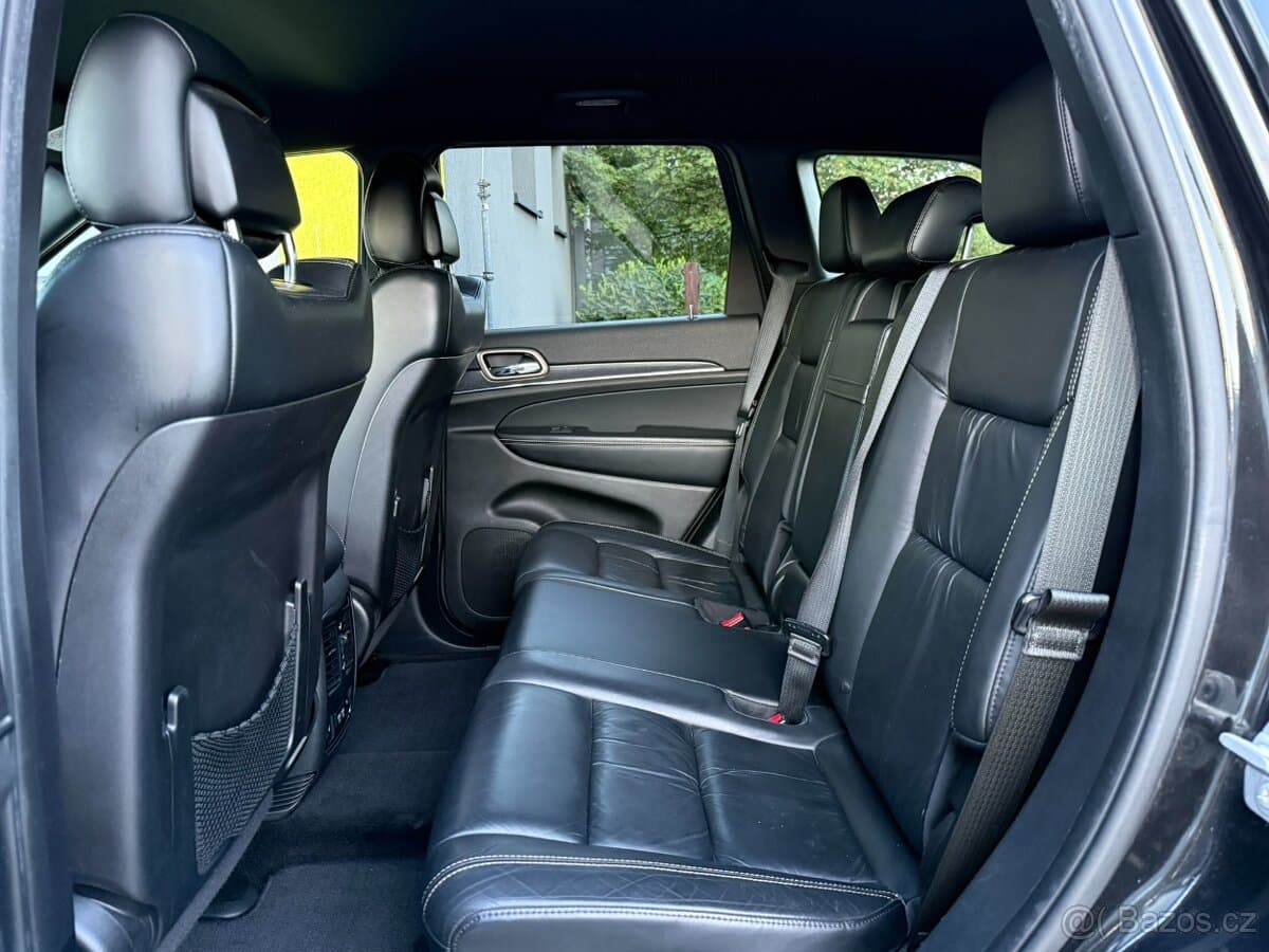 2015 Jeep CHEROKEE - 7