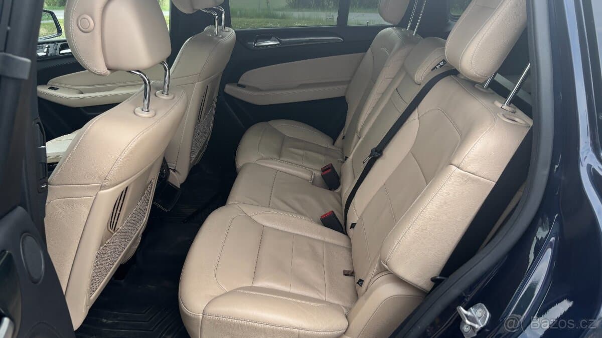 2019 Mercedes-Benz GL - 7